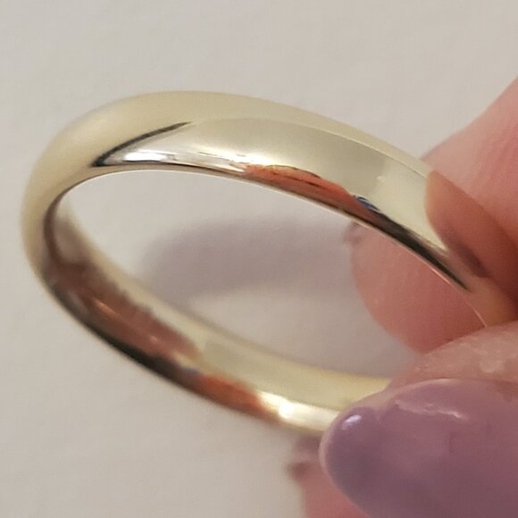 14k Gold Band - Picture 3 of 7